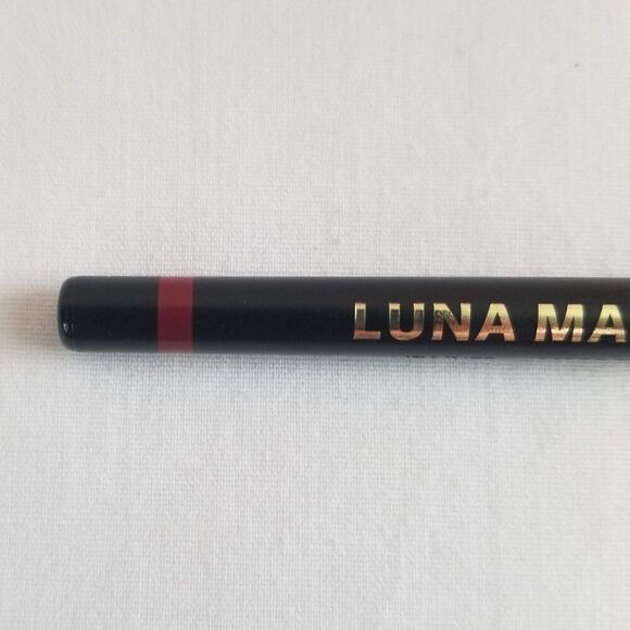 Luna Magic Beauty - Lip Liner - Amorcito - Picture 2 of 6